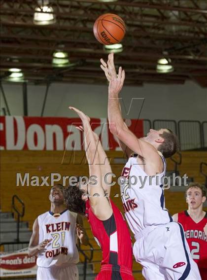 Thumbnail 1 in Klein Collins vs. Memorial (McDonald's Texas Invitational) photogallery.