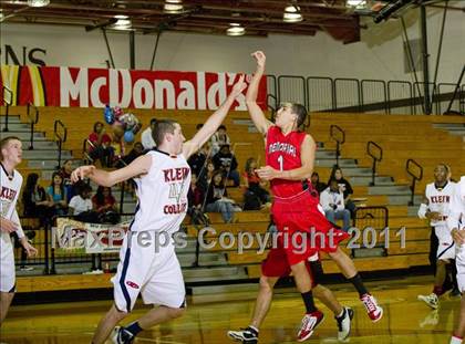 Thumbnail 1 in Klein Collins vs. Memorial (McDonald's Texas Invitational) photogallery.