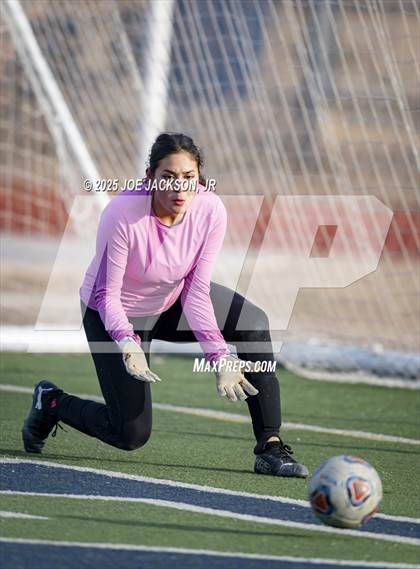 Thumbnail 2 in Cienega vs Nogales photogallery.