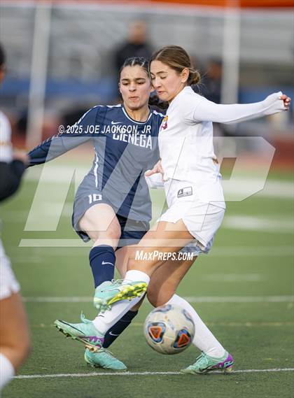 Thumbnail 2 in Cienega vs Nogales photogallery.