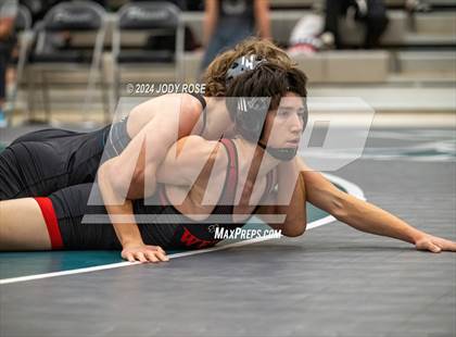 Thumbnail 2 in Farmington Vs Weber photogallery.