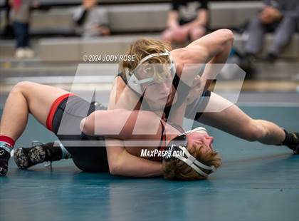 Thumbnail 2 in Farmington Vs Weber photogallery.
