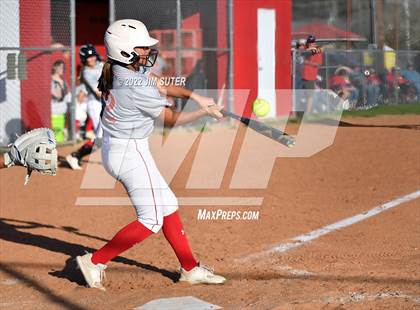 Thumbnail 2 in Burton vs Mumford photogallery.