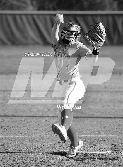 Thumbnail 2 in Burton vs Mumford photogallery.