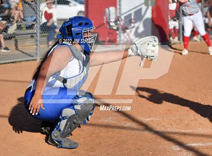Thumbnail 1 in Burton vs Mumford photogallery.