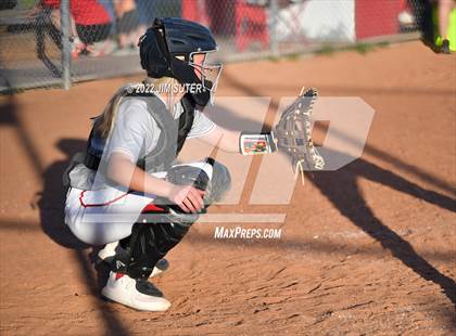 Thumbnail 3 in Burton vs Mumford photogallery.