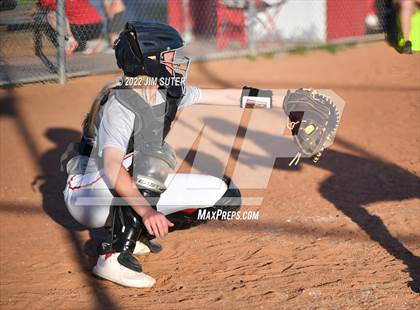 Thumbnail 1 in Burton vs Mumford photogallery.