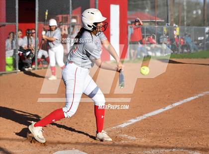 Thumbnail 1 in Burton vs Mumford photogallery.