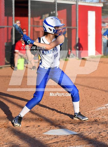Thumbnail 2 in Burton vs Mumford photogallery.