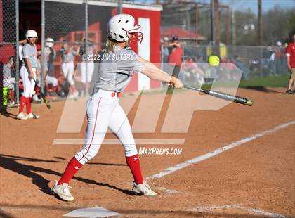 Thumbnail 3 in Burton vs Mumford photogallery.