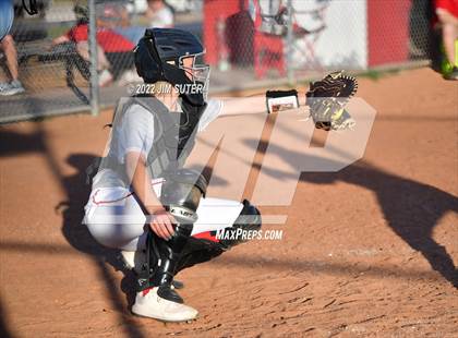 Thumbnail 3 in Burton vs Mumford photogallery.