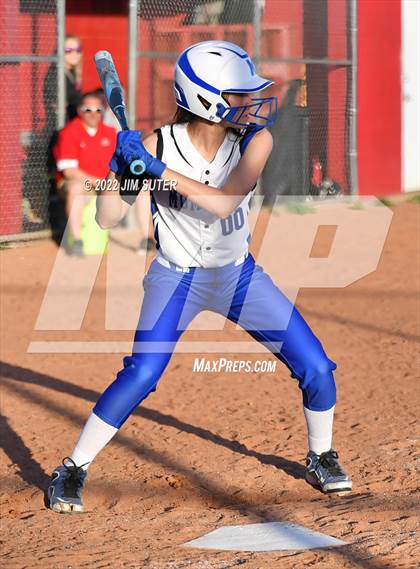 Thumbnail 3 in Burton vs Mumford photogallery.