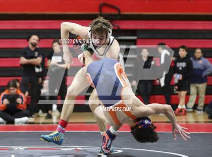 Thumbnail 3 in IHSA, 2A, Highland Sectional photogallery.