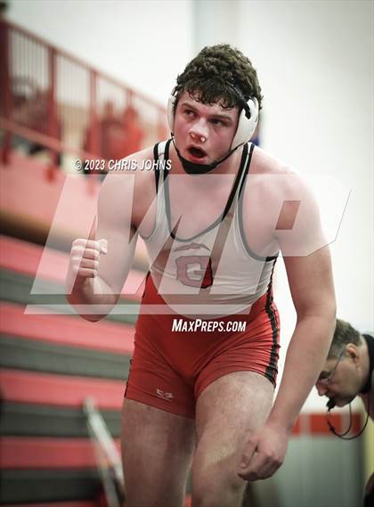 Thumbnail 3 in IHSA, 2A, Highland Sectional photogallery.