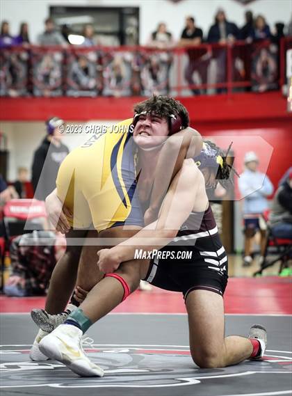 Thumbnail 3 in IHSA, 2A, Highland Sectional photogallery.