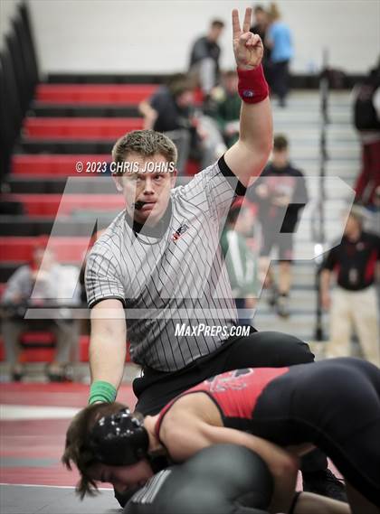 Thumbnail 3 in IHSA, 2A, Highland Sectional photogallery.