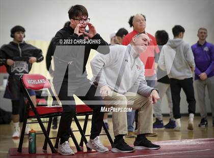 Thumbnail 1 in IHSA, 2A, Highland Sectional photogallery.