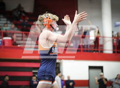 Thumbnail 3 in IHSA, 2A, Highland Sectional photogallery.