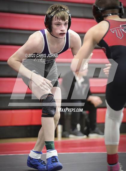 Thumbnail 2 in IHSA, 2A, Highland Sectional photogallery.