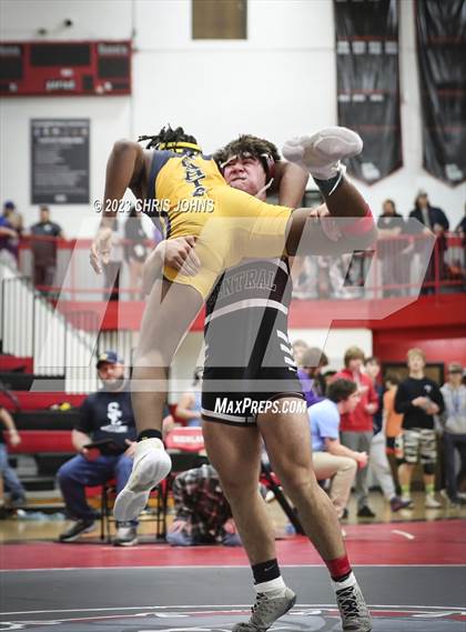 Thumbnail 1 in IHSA, 2A, Highland Sectional photogallery.