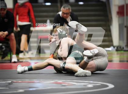 Thumbnail 3 in IHSA, 2A, Highland Sectional photogallery.