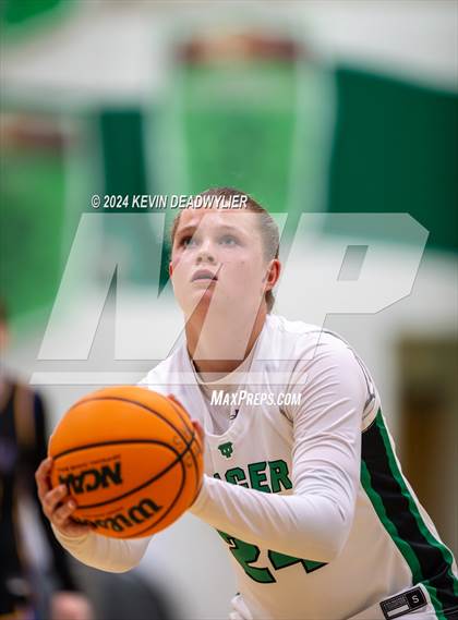 Thumbnail 3 in Agoura @ Thousand Oaks photogallery.