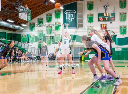 Thumbnail 1 in Agoura @ Thousand Oaks photogallery.