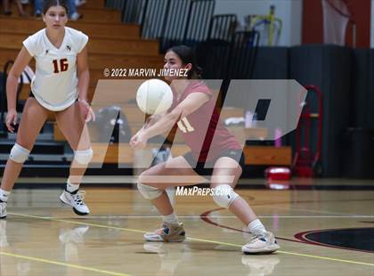 Thumbnail 1 in Oxnard @ Oaks Christian photogallery.
