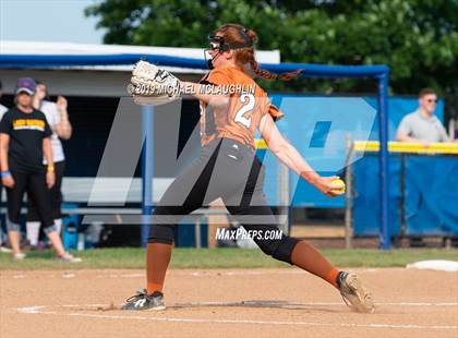 Thumbnail 2 in East Rockaway vs Oyster Bay (NYSPHSAA Section 8 Class B Final Game 2) photogallery.