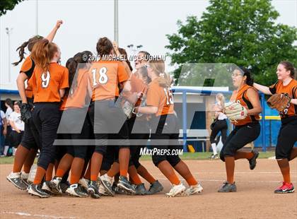 Thumbnail 1 in East Rockaway vs Oyster Bay (NYSPHSAA Section 8 Class B Final Game 2) photogallery.