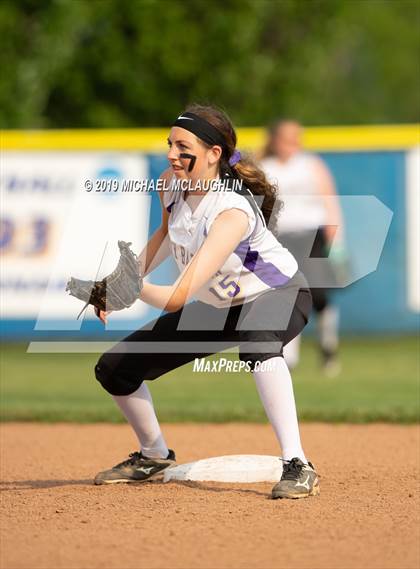 Thumbnail 3 in East Rockaway vs Oyster Bay (NYSPHSAA Section 8 Class B Final Game 2) photogallery.