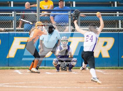 Thumbnail 1 in East Rockaway vs Oyster Bay (NYSPHSAA Section 8 Class B Final Game 2) photogallery.