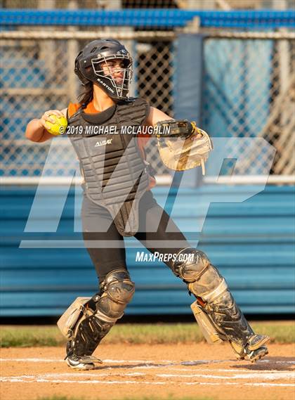 Thumbnail 1 in East Rockaway vs Oyster Bay (NYSPHSAA Section 8 Class B Final Game 2) photogallery.