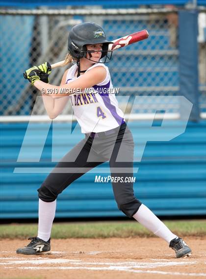 Thumbnail 2 in East Rockaway vs Oyster Bay (NYSPHSAA Section 8 Class B Final Game 2) photogallery.