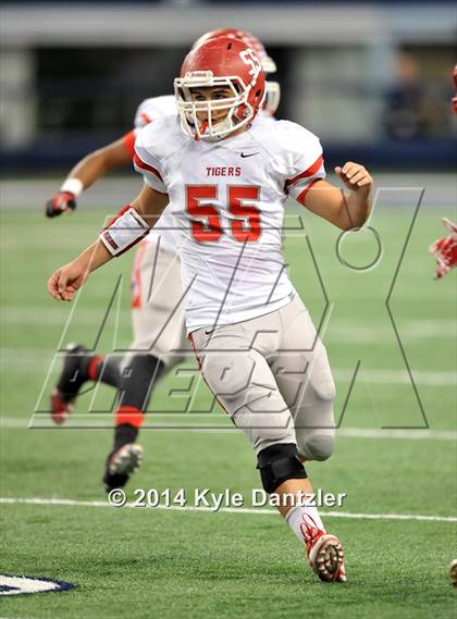 Thumbnail 2 in Albany vs. Bremond (UIL 2A Division 2 Final) photogallery.