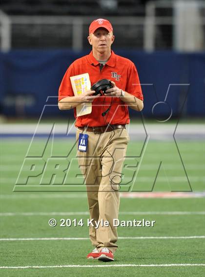 Thumbnail 3 in Albany vs. Bremond (UIL 2A Division 2 Final) photogallery.