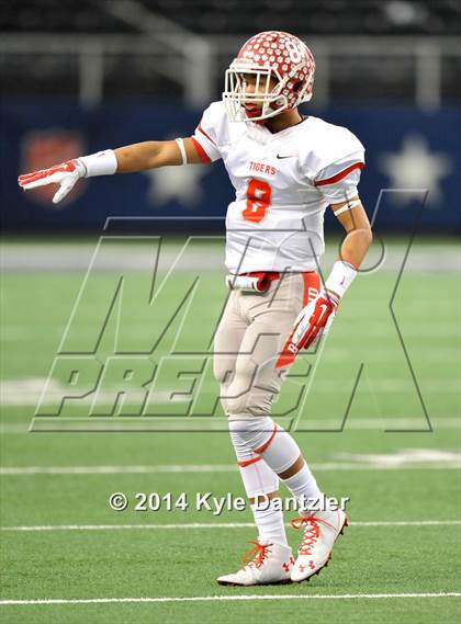 Thumbnail 2 in Albany vs. Bremond (UIL 2A Division 2 Final) photogallery.