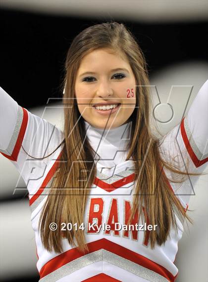 Thumbnail 3 in Albany vs. Bremond (UIL 2A Division 2 Final) photogallery.