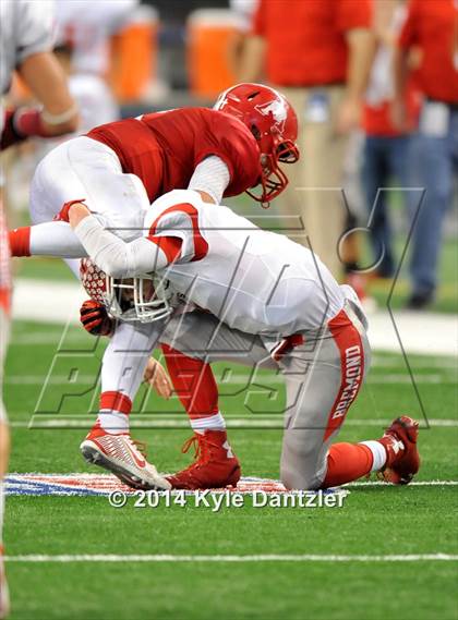 Thumbnail 3 in Albany vs. Bremond (UIL 2A Division 2 Final) photogallery.