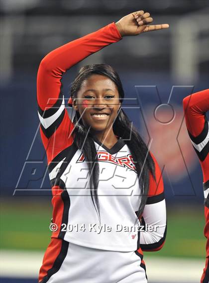 Thumbnail 3 in Albany vs. Bremond (UIL 2A Division 2 Final) photogallery.