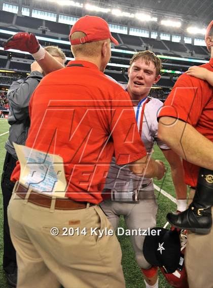 Thumbnail 2 in Albany vs. Bremond (UIL 2A Division 2 Final) photogallery.
