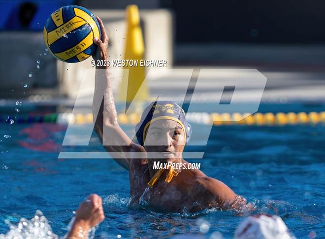 null - Photo 01