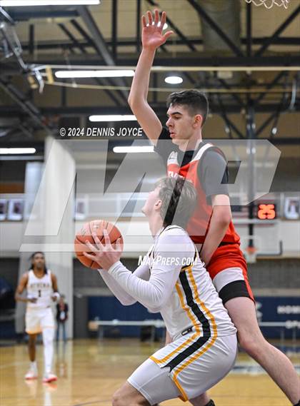 Thumbnail 1 in Penfield vs. Greece Athena (NYSPHSAA Section V Class AA Semifinals) photogallery.
