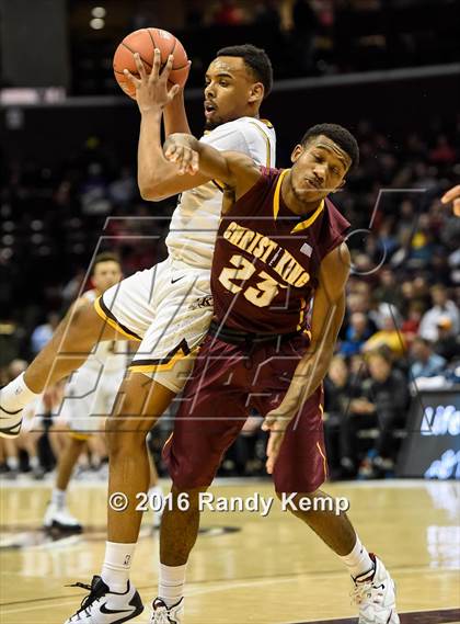 Thumbnail 3 in Kickapoo vs. Christ the King  (Bass Pro Tournament of Champions) photogallery.
