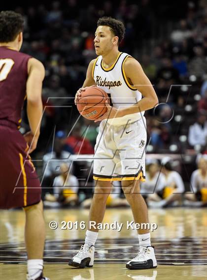 Thumbnail 3 in Kickapoo vs. Christ the King  (Bass Pro Tournament of Champions) photogallery.