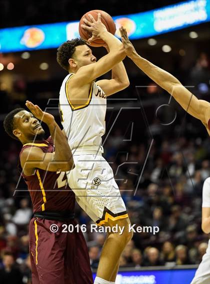 Thumbnail 2 in Kickapoo vs. Christ the King  (Bass Pro Tournament of Champions) photogallery.