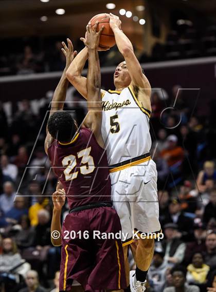 Thumbnail 2 in Kickapoo vs. Christ the King  (Bass Pro Tournament of Champions) photogallery.