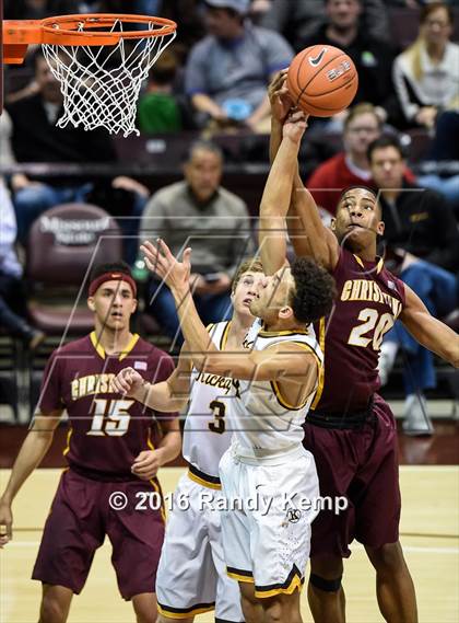 Thumbnail 2 in Kickapoo vs. Christ the King  (Bass Pro Tournament of Champions) photogallery.
