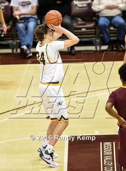 Thumbnail 3 in Kickapoo vs. Christ the King  (Bass Pro Tournament of Champions) photogallery.