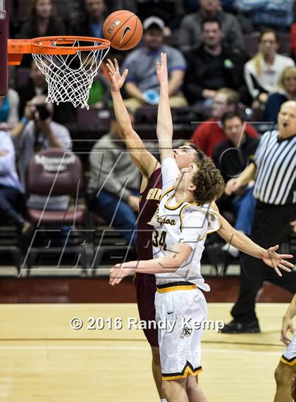 Thumbnail 2 in Kickapoo vs. Christ the King  (Bass Pro Tournament of Champions) photogallery.